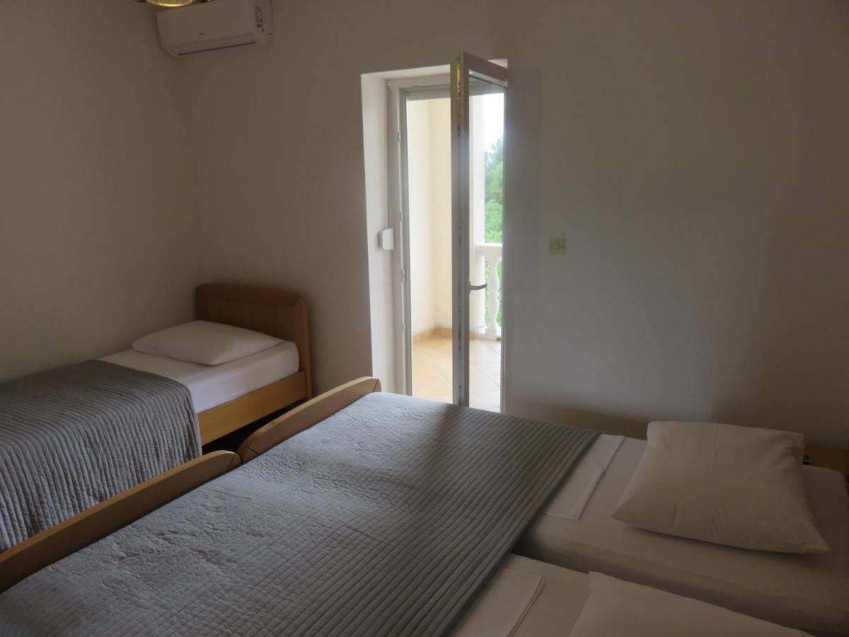 Apartmani Mm Стариград-Пакленица Екстериор снимка