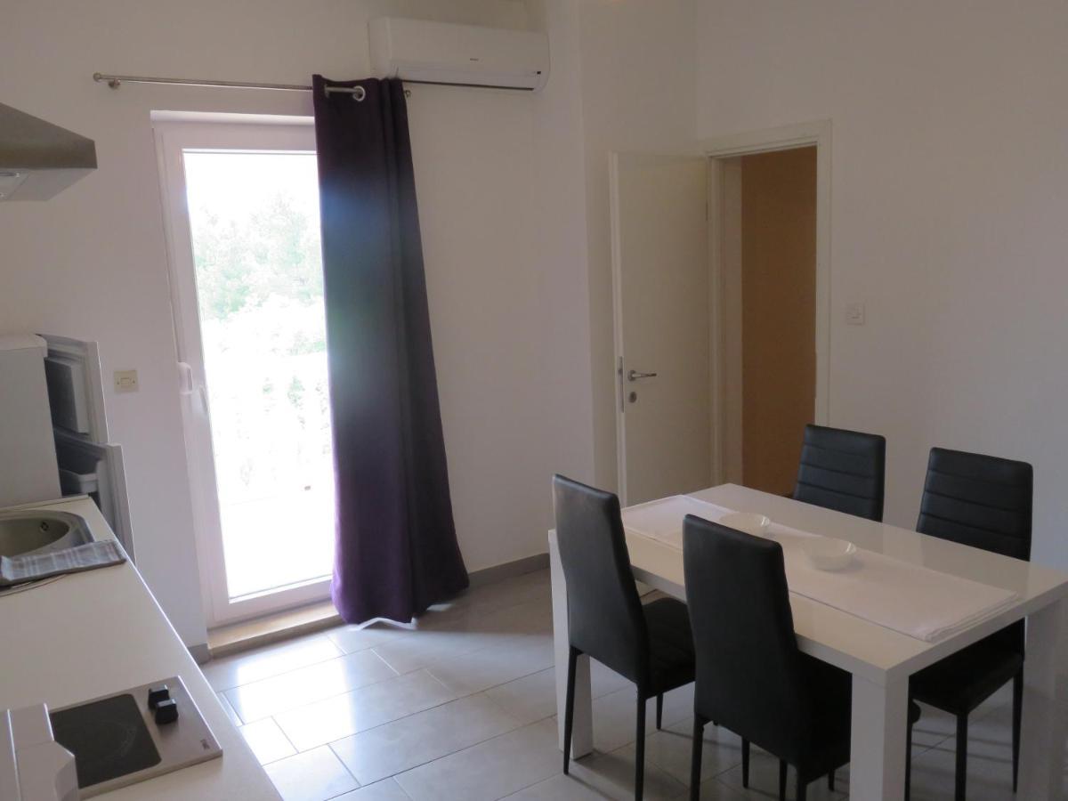 Apartmani Mm Стариград-Пакленица Екстериор снимка