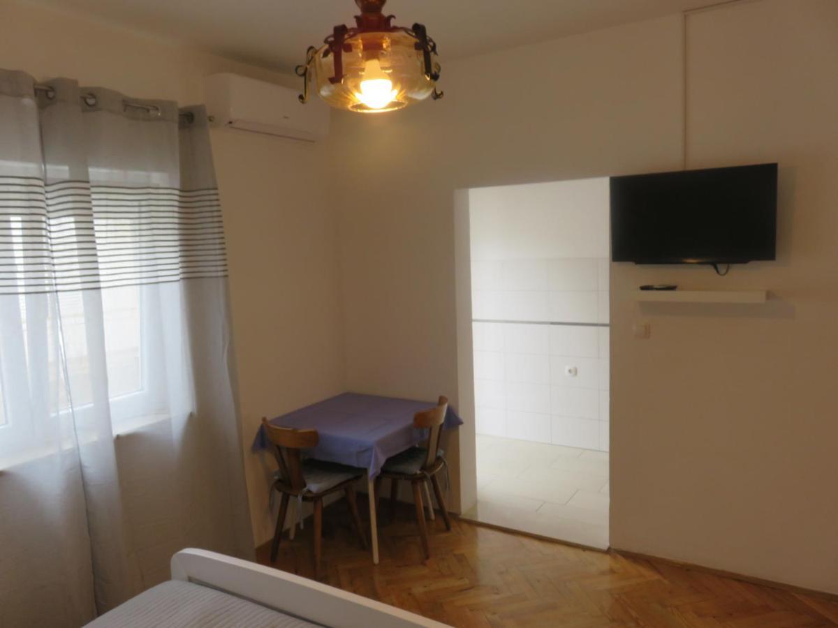 Apartmani Mm Стариград-Пакленица Екстериор снимка