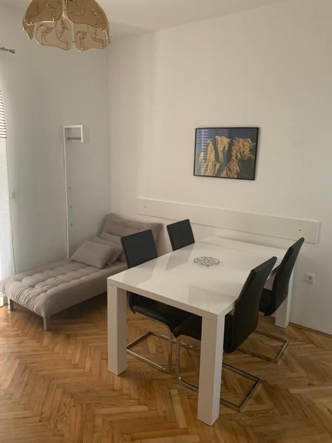 Apartmani Mm Стариград-Пакленица Екстериор снимка
